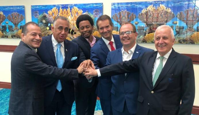Presidents of the sports organizations of the Americas agree to align the agendas to strengthen sport. Presidents of the sports organizations of the Americas agree to align the agendas to strengthen sport.